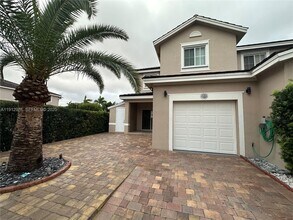 27326 SW 142nd Ct in Homestead, FL - Building Photo - Building Photo