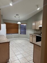 922 E Gary Ln in Phoenix, AZ - Building Photo - Building Photo