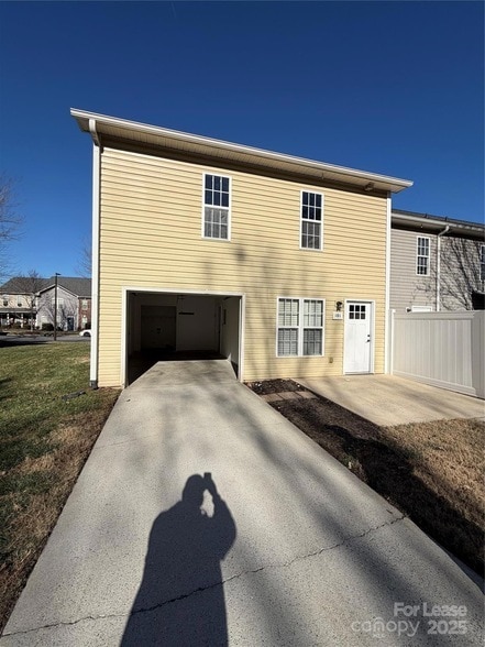 140 Locomotive Ln, Unit 5806-203 in Mooresville, NC - Building Photo - Building Photo