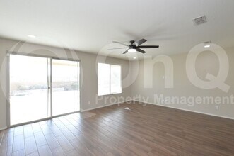 9677 W Fallen Leaf Ln in Peoria, AZ - Building Photo - Building Photo