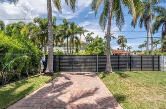1439 Hollywood Blvd in Hollywood, FL - Building Photo - Building Photo
