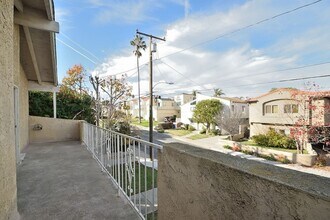 1708 Marshallfield Ln-Unit -A in Redondo Beach, CA - Building Photo - Building Photo