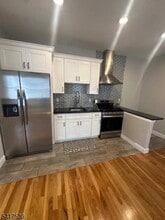 474 10th Ave in Paterson, NJ - Foto de edificio - Building Photo