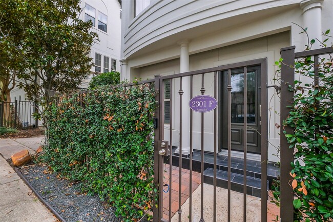 2301 Park St in Houston, TX - Building Photo - Building Photo