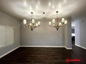 10919 Golden Valley Dr in Bakersfield, CA - Building Photo - Building Photo