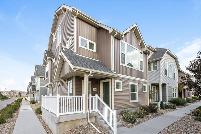 property at 18592 E 47th Dr