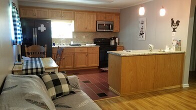 453 N Flat Rock Rd in Piedmont, SC - Building Photo - Building Photo