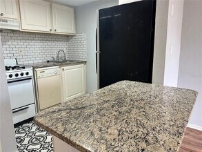 122 Water Front Way in Altamonte Springs, FL - Building Photo - Building Photo