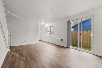 4202 N Juneau St in Portland, OR - Building Photo - Building Photo