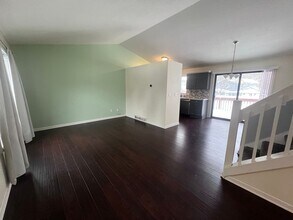 1413 Amberly Dr SE in Grand Rapids, MI - Building Photo - Building Photo