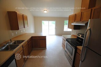 301 Groff Ave NW in Orting, WA - Building Photo - Building Photo