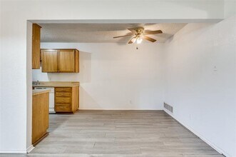 1913 San Rafael St in Fort Worth, TX - Building Photo - Building Photo