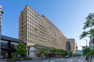 The Colonnade in Toronto, ON - Building Photo