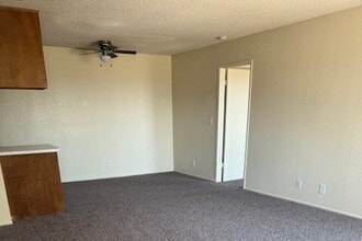 Quail Springs Village Apartments in Joshua Tree, CA - Building Photo - Building Photo