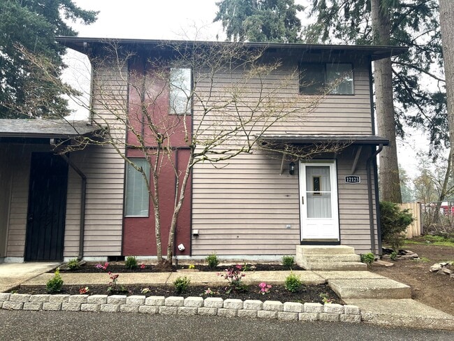 property at 12123 108th Avenue Ct E