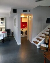 4722 SW 67th Ave in Miami, FL - Building Photo - Building Photo