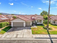 40308 Eastwood Ln in Palm Desert, CA - Foto de edificio - Building Photo