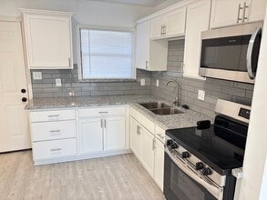 5217 Malmedy Rd in Houston, TX - Building Photo - Building Photo