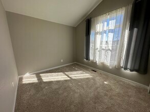 6737 Sedgerock Ln in Colorado Springs, CO - Foto de edificio - Building Photo