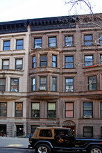 29 70th St in New York, NY - Building Photo - Building Photo