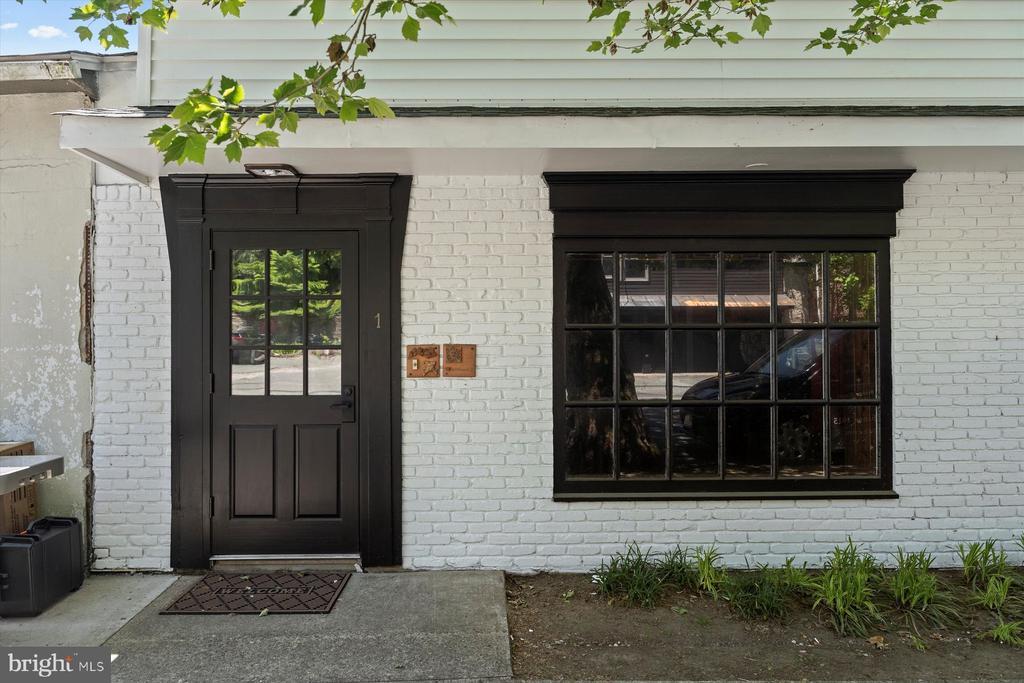 1 N Main St in Stockton, NJ - Building Photo