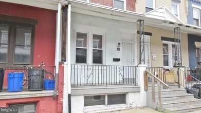 20 N Dewey St in Philadelphia, PA - Building Photo - Building Photo