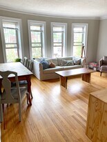 318 Sherman Ave in Evanston, IL - Building Photo