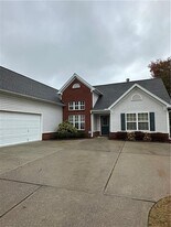 4138 Deer Springs Way in Gainesville, GA - Building Photo