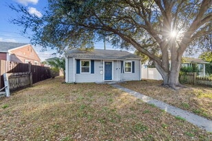 5408 5th Ave N in St. Petersburg, FL - Building Photo