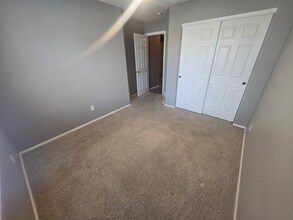 13985 W Maui Ln in Surprise, AZ - Building Photo - Building Photo