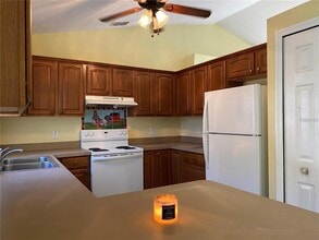 620 Chestnut Ave in Orange City, FL - Building Photo - Building Photo