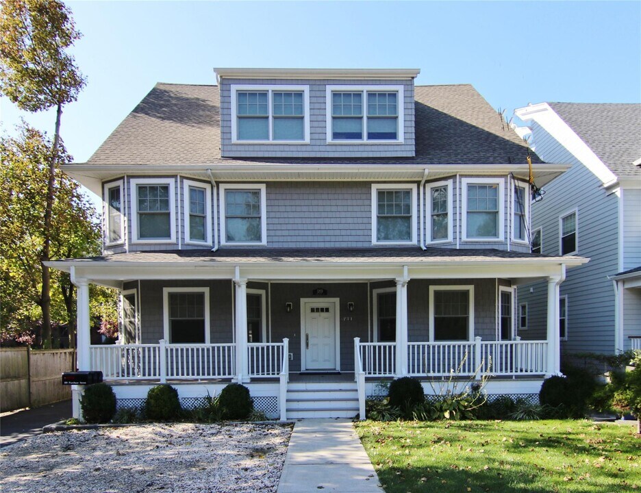 189 Purchase St-Unit -3 in Rye, NY - Building Photo