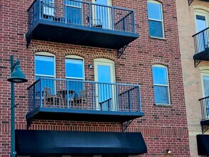 332 River St in Lemont, IL - Building Photo - Building Photo