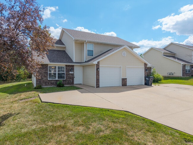 property at 5718 Canaveral Dr
