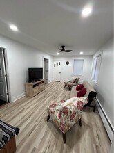 4915 Egandale Ave, Unit 2 in McCook, IL - Building Photo - Building Photo