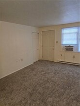 2604 Brodhead Rd in Aliquippa, PA - Building Photo - Building Photo