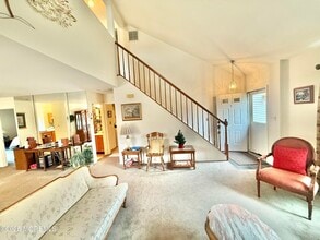 1 Allen Ct in Englishtown, NJ - Building Photo - Building Photo