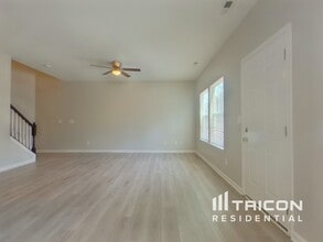 240 Chesterbrook Ln in Lexington, SC - Foto de edificio - Building Photo
