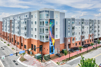 The Constellation on King in Hampton, VA - Foto de edificio - Building Photo