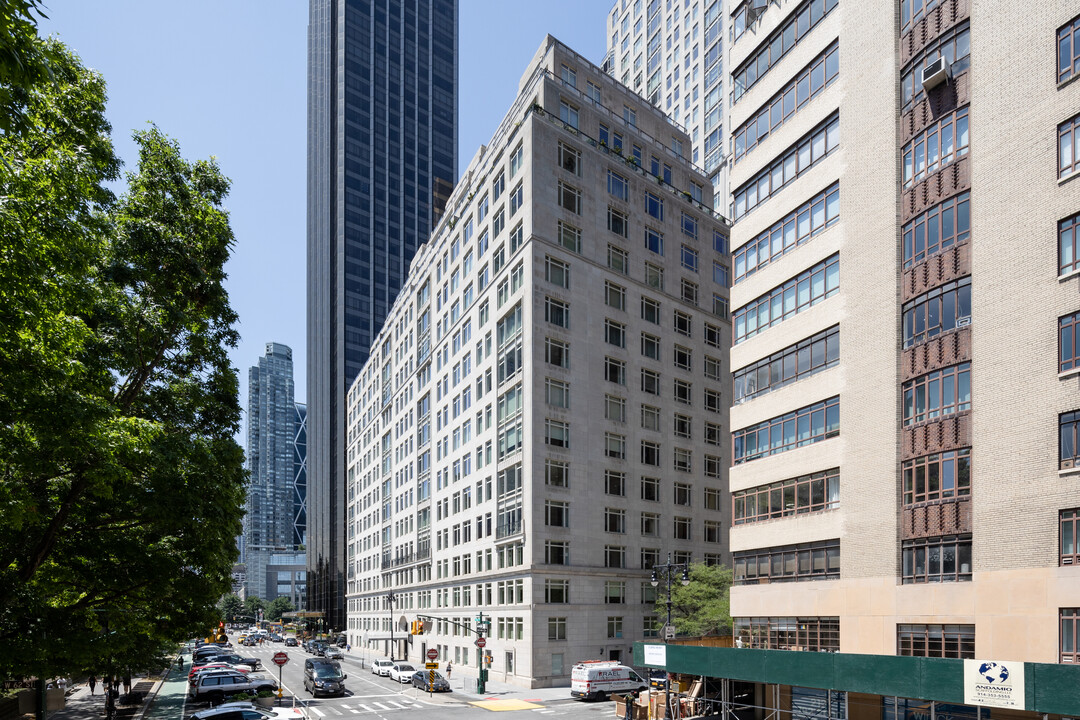 15 Central Park W in New York, NY - Building Photo