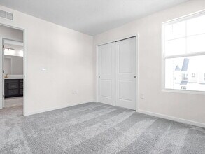 6582 Wheatly Rd in New Albany, OH - Building Photo - Building Photo