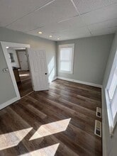 118 Riddle St in Manchester, NH - Building Photo - Building Photo