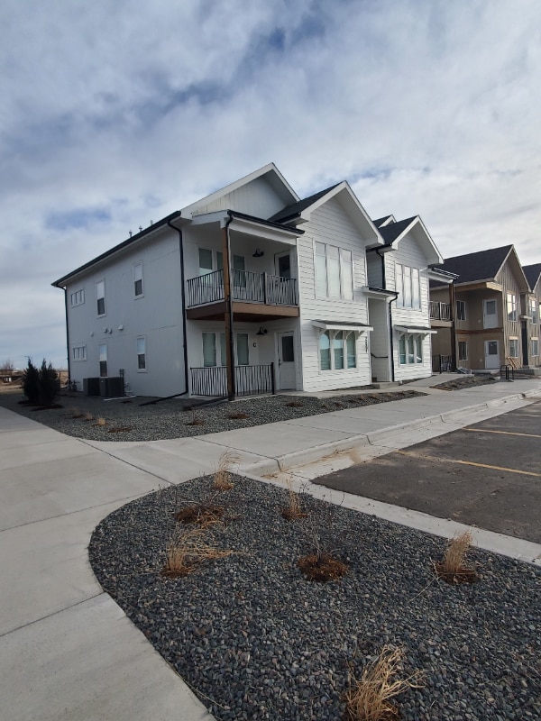 2001 Good Hearted Pl