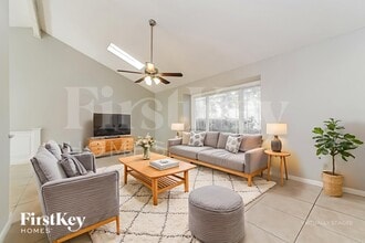 7654 Balmy Ct in Orlando, FL - Foto de edificio - Building Photo