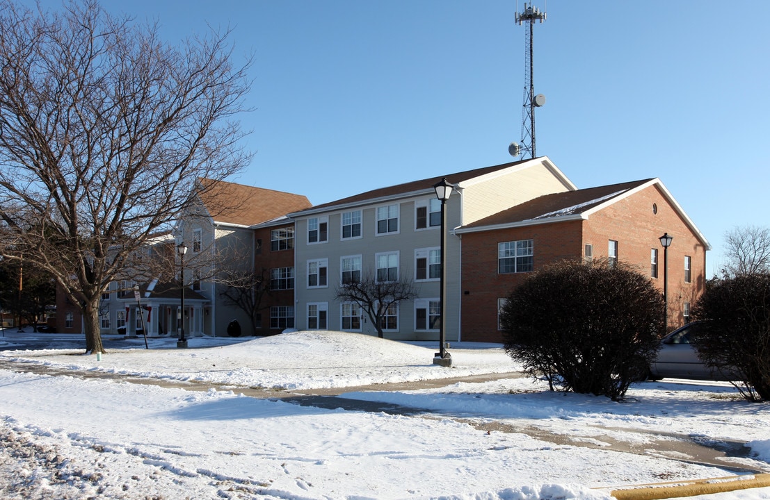 Helburn Meadows Gardens in Tiffin, OH - Building Photo