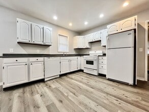 920 Emerson Ave in Muskegon, MI - Building Photo - Building Photo