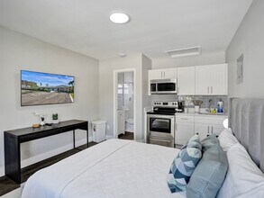 3205 NE 9th St, Unit SI ID1503950P in Pompano Beach, FL - Foto de edificio - Building Photo