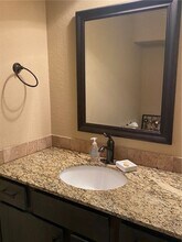 1299 N Sicily Ln in Fayetteville, AR - Foto de edificio - Building Photo