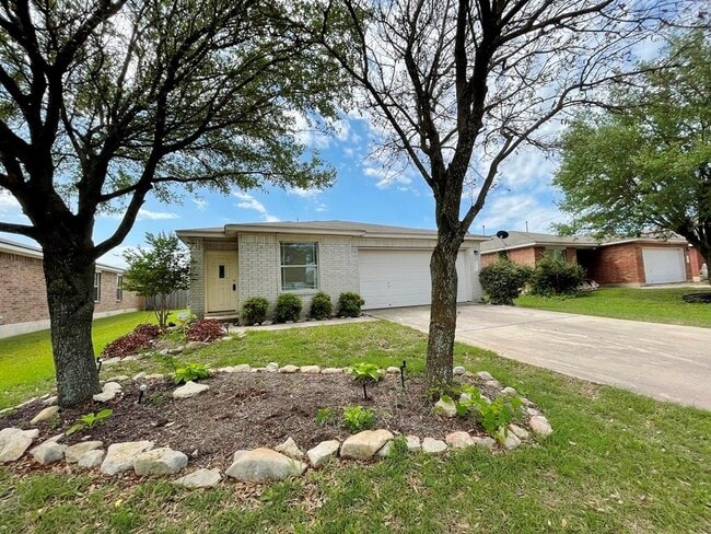 600 Golden Gate Dr in Leander, TX - Building Photo - Building Photo