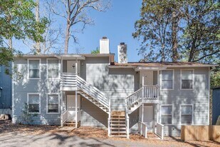 1818 Sylvan Ct in Tallahassee, FL - Building Photo